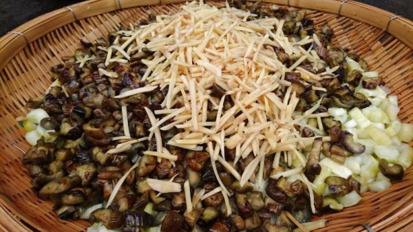 画像8: 【新もの】徑山寺（きんざんじ）味噌 500g（袋入・包装） (8)
